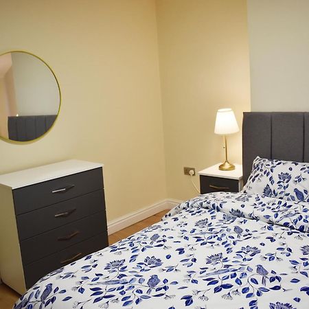 Birmingham City Centre Bedroom, Parking, Wifi, Kitchen, Living Room Exterior photo